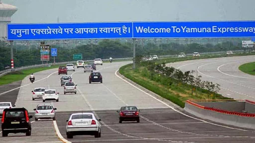 Business Growth Near Jewar Airport & Yamuna Expressway